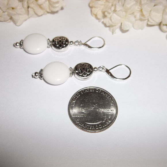 White & Silver Earring Set Beaded Handmade Celtic Knot Jewelry Dangle Drop 4578 - Picture 6 of 6